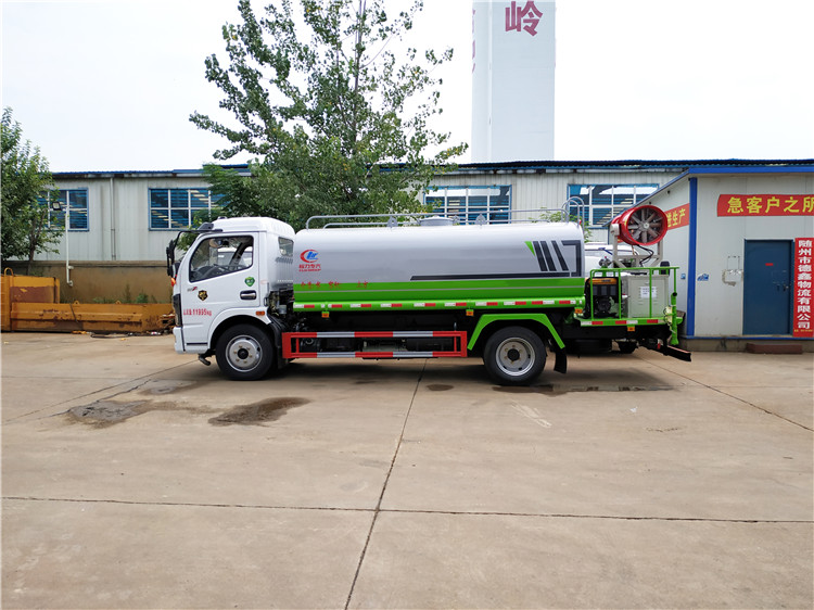 洒水车_东风洒水车